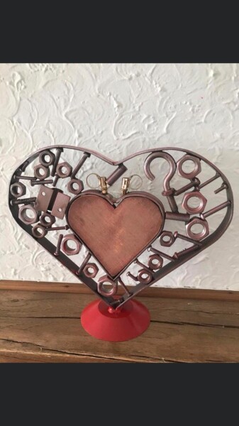 Sculpture titled "metal heart" by Rafal Lesiak (MetaLove), Original Artwork, Metals