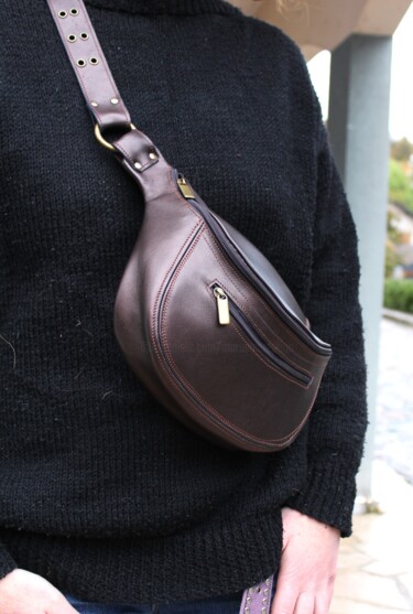 Design titled "Sac Banane grand fo…" by Marieke Creation, Original Artwork, Accessories