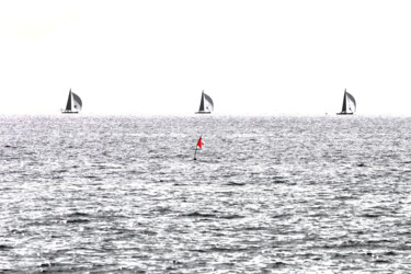 Trois voiliers en baie de Cannes Photographie intitulée "Trois voiliers en b…" par Pierre-Yves Rospabé, Œuvre d'art originale, Photographie numérique