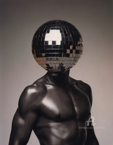 数字艺术 标题为“Latex Disco Ball III” 由Rouge De Joie, 原创艺术品, AI生成的图像