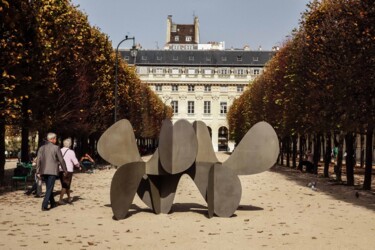 Sculpture titled "Barricada 1 AC L200" by Alejandro Vega Beuvrin, Original Artwork, Metals
