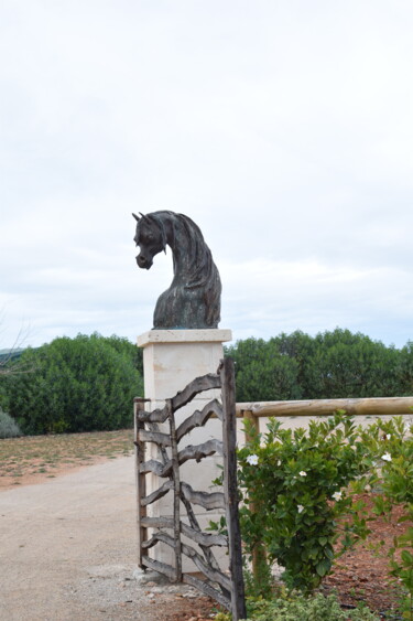 제목이 "Horseskulptur 5"인 조형물 Tiba로, 원작, 콘크리트