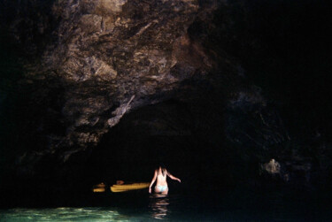 Photographie intitulée "Crique" par Pierre-Marie Berberian, Œuvre d'art originale, Photographie argentique