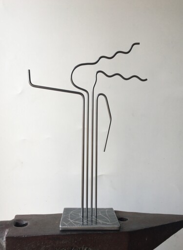 Escultura titulada ""NO ES NO"" por Juan Carlos Sánchez De La Nieta, Obra de arte original, Metales