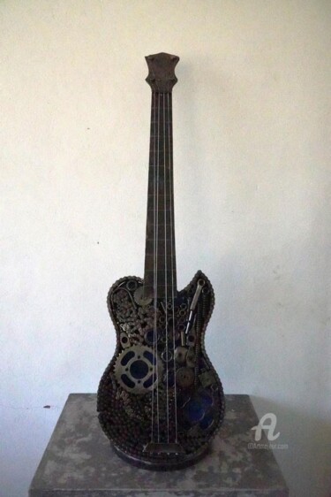 雕塑 标题为“GUITARE 4” 由Hassan Laamirat, 原创艺术品, 金属