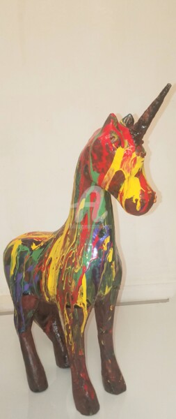 雕塑 标题为“La licorne a ©” 由Bega, 原创艺术品, 纸张纸浆