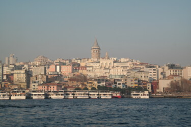 제목이 "Galata"인 사진 Lavinia로, 원작, 조작되지 않은 사진
