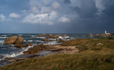 Phare de Pontusval, Brignogan. Photographie intitulée "Phare de Pontusval,…" par Thierry Martin, Œuvre d'art originale, Photographie numérique