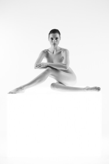 Photography titled "Living on a Box" by Martin Wieland, Original Artwork, Digital Photography
