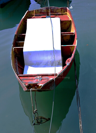 HK40-The Fishing Boat Photographie intitulée "HK40-The Fishing Bo…" par Clement Tsang, Œuvre d'art originale, Photographie numérique