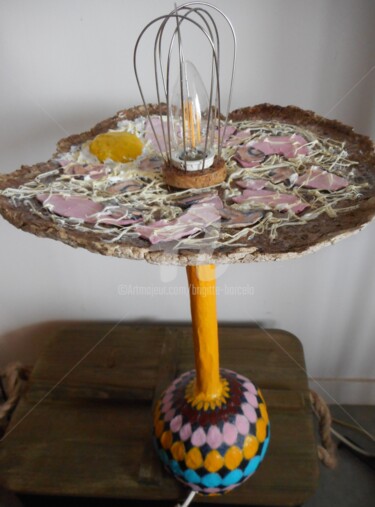 Sculpture intitulée "Lampe déco crêperie" par Brigitte Barcelo, Œuvre d'art originale, Papier mâché
