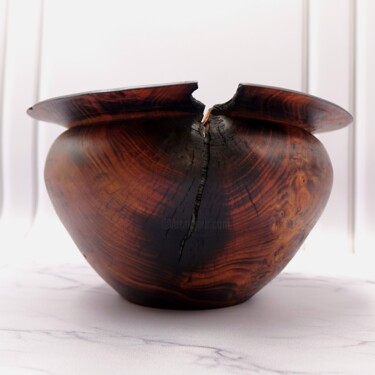 Sculptuur getiteld "La Marmit' - sculpt…" door B2c, Origineel Kunstwerk, Hout