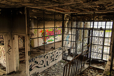 Photographie intitulée "Usine Mermoz - Hall…" par Philippe Rozier (Photo-EOS), Œuvre d'art originale, Photographie numérique