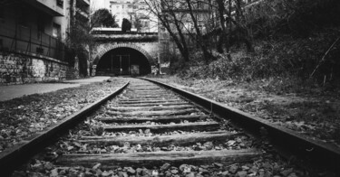 Les voies du passé Photographie intitulée "Les voies du passé" par Léo Levacher, Œuvre d'art originale, Photographie non manipulée