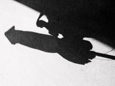 摄影 标题为“In the shadow of th…” 由Alen Gurovic, 原创艺术品, 数码摄影