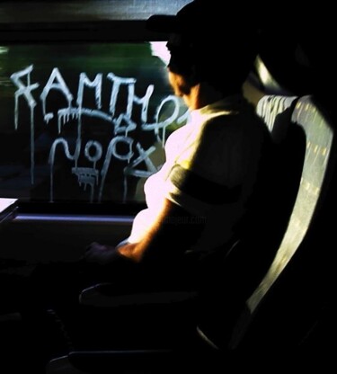 Photographie intitulée "In that train." par Marco Ivanovitch, Œuvre d'art originale, Photographie non manipulée