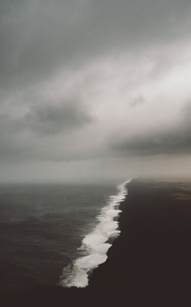 제목이 "Ghost of a coastlin…"인 사진 Julian Kammel로, 원작, 디지털