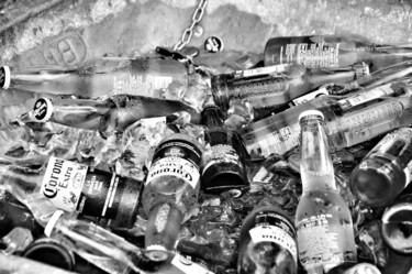 Photography titled "Les bouteilles" by Bruno Kattnig, Original Artwork, Digital Photography