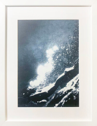 Has the world gone mad... 印花与版画 标题为“Has the world gone…” 由Marly Indigo, 原创艺术品, 数字打印