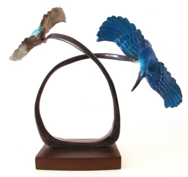 Sculpture intitulée "Kingfishers in Flig…" par Zita Abreu, Œuvre d'art originale, Bronze