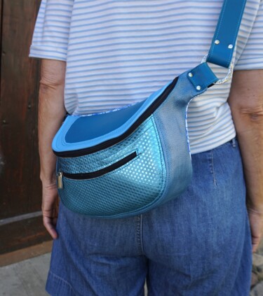 Design titled "Sac Banane grand fo…" by Marieke Creation, Original Artwork, Accessories
