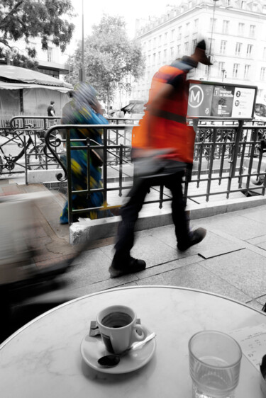 Photography titled "Les Passants #5" by Jean-Michel Ratron, Original Artwork, Digital Photography