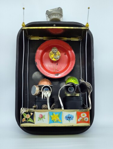 contemporary wall art sculpture with metal used objects 「contemporary wall a…」というタイトルの彫刻 Branimir Misicによって, オリジナルのアートワーク, 金属 金属にマウント
