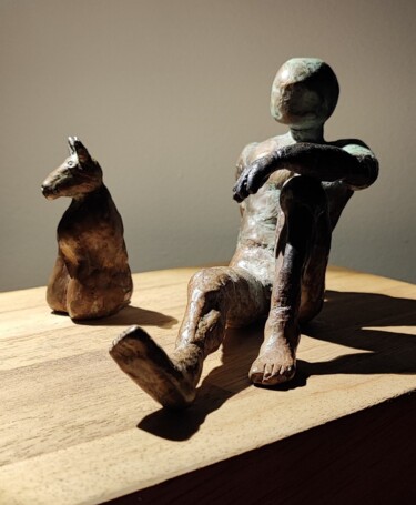 제목이 "HOME i GOS"인 조형물 Víctor Gassó Arisa로, 원작, 청동