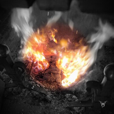 Photography titled "Premiers feux d'hiv…" by Dominique Guillaume, Original Artwork, Manipulated Photography
