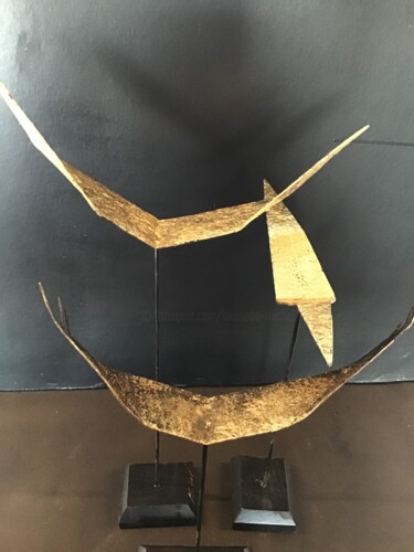 Sculpture intitulée "Trio en vol" par Michel, Œuvre d'art originale, Métaux