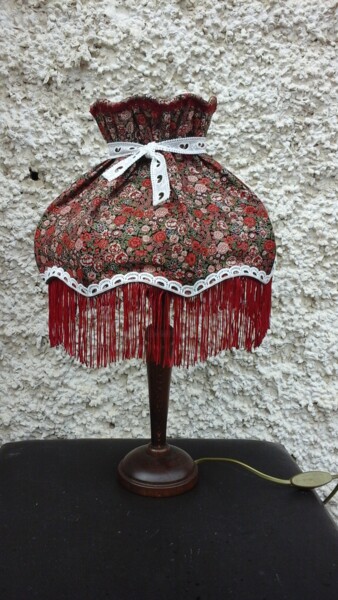 Design titled "lampe rustique" by Hélène Guinand, Original Artwork, Luminaire