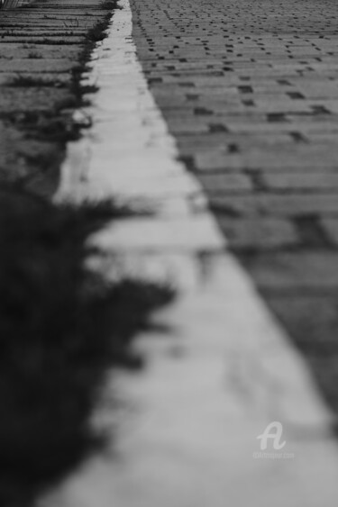제목이 "Time moves forward"인 사진 Vedesty로, 원작, 디지털