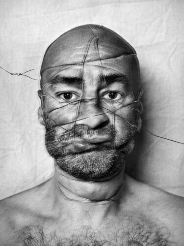 Photographie intitulée "Saucissonnage" par Hervé Gergaud, Œuvre d'art originale, Photographie numérique