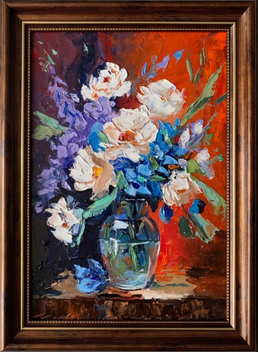 Bouquet of White flowers in a blue vase on red. Framed Peinture intitulée "Bouquet of White fl…" par Vita Schagen, Œuvre d'art originale, Huile Monté sur Carton