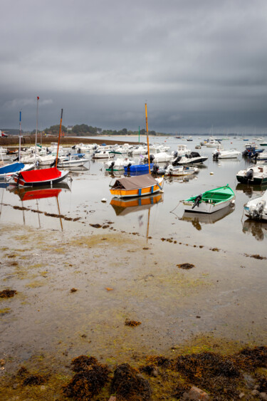 Photography titled "Voiliers colorés au…" by Florent Baudy, Original Artwork, Digital Photography