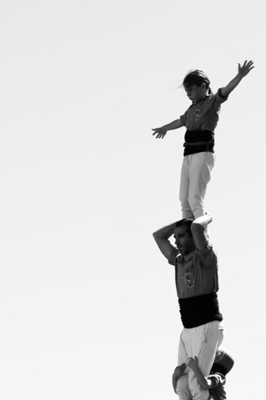Photographie intitulée "human tower I" par Gilliard Bressan, Œuvre d'art originale, Photographie numérique