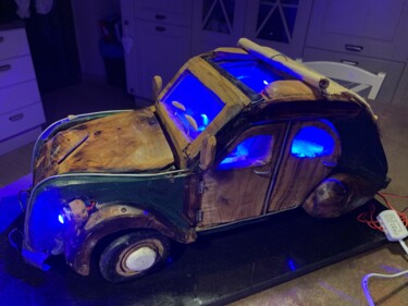 雕塑 标题为“LA 2 CV” 由Marco Ciarlora, 原创艺术品, 木