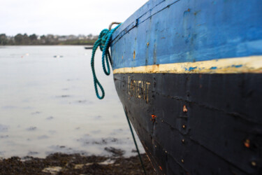 Échoué sur les Rives du Morbihan Fotografie getiteld "Échoué sur les Rive…" door Florent Baudy, Origineel Kunstwerk, Digitale fotografie