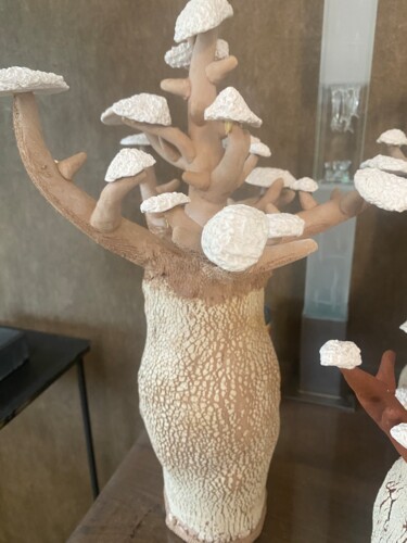 Sculpture intitulée "Grand Boabab silica…" par Nicole Boldo, Œuvre d'art originale, Argile