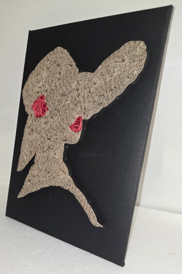 Collages titled "Élégance en Dentell…" by Quem Dav, Original Artwork, Collages