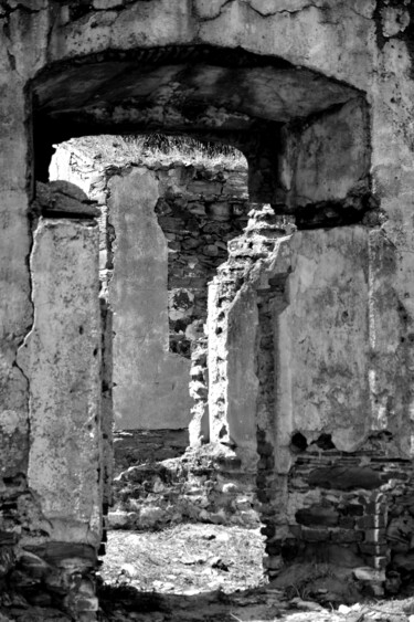 Fotografia intitolato "TRAÇOS DE UMA MINA_…" da Ana Maduro, Opera d'arte originale, Fotografia digitale