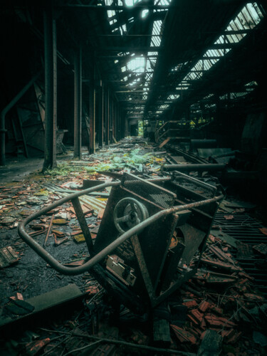 Photographie intitulée "Lavoir à charbon 5" par Loïc Cancade, Œuvre d'art originale, Photographie non manipulée