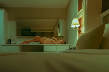 Hotel Room II - Limited Edition 1 of 5 "Hotel Room II - Lim…" başlıklı Fotoğraf Burak Bulut Yıldırım tarafından, Orijinal sanat, Dijital Fotoğrafçılık