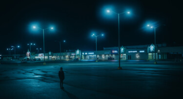 Photography titled "Intrigue nocturne #…" by Loïc Cancade, Original Artwork, Digital Photography