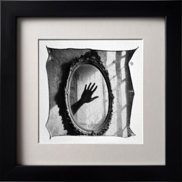 Digital Arts titled "Hand in a mirror, o…" by Vladimir Borele, Original Artwork, Analog Print
