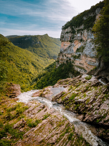 제목이 "Cascade de la Chara…"인 사진 Loïc Cancade로, 원작, 디지털