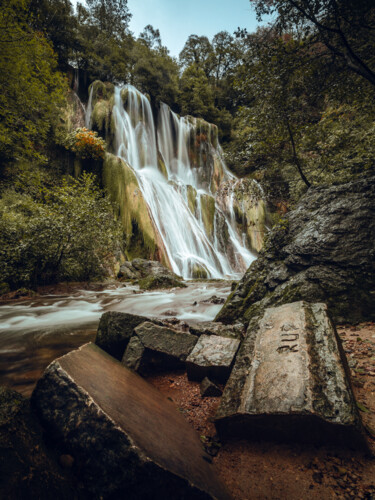 Cascade de Glandieu #1 Photographie intitulée "Cascade de Glandieu…" par Loïc Cancade, Œuvre d'art originale, Photographie numérique