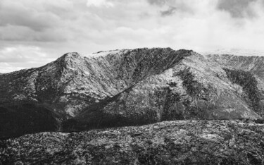 Photographie intitulée "Mont albert" par Loïc Cancade, Œuvre d'art originale, Photographie numérique
