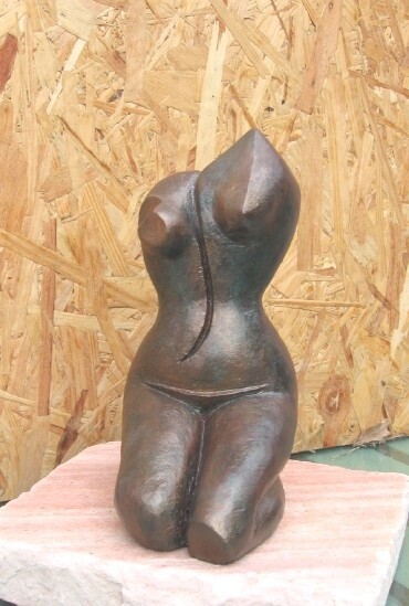 KATHYA  Terre cuite patinée