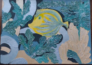 Scultura intitolato "Yellow Fish" da Evgenia Yunak, Opera d'arte originale, Acrilico Montato su Cartone
